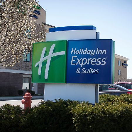 Holiday Inn Express & Suites Youngstown West I 80, An Ihg Hotel Austintown Dış mekan fotoğraf